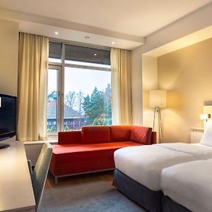 Twin Guest Room Partial Sea View
